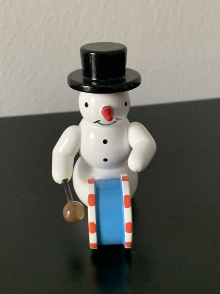 Snowman musician with kettledrum decorative figure made of wood 5.5cm