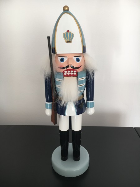 Erzgebirge German nutcracker Prussian Grenadier 11.81 inch