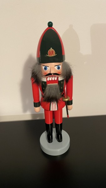 Erzgebirge nutcracker Saxon officer 30cm